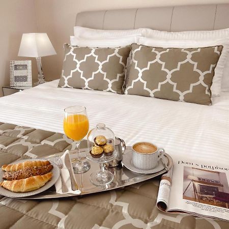 Tiffany Lux Apartment เทรบินเย ภายนอก รูปภาพ