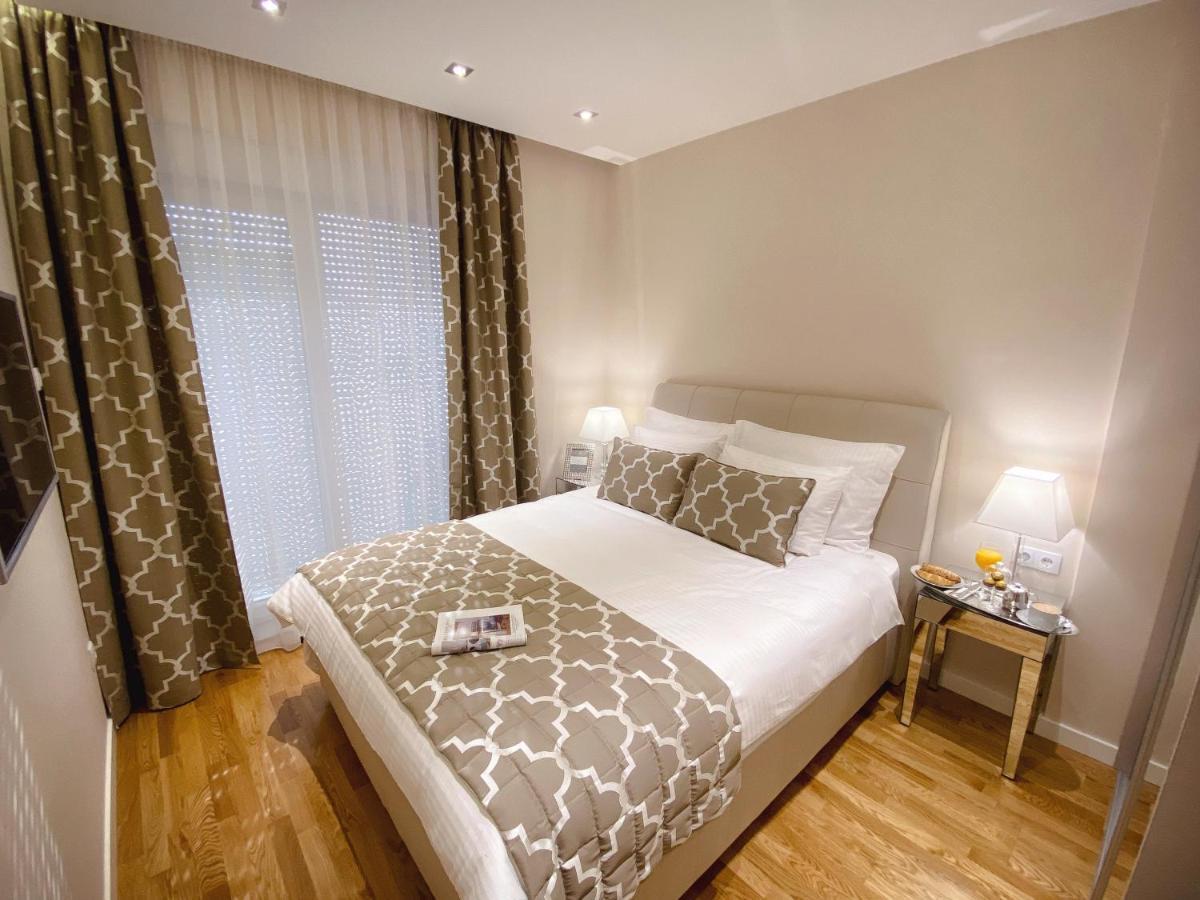 Tiffany Lux Apartment เทรบินเย ภายนอก รูปภาพ