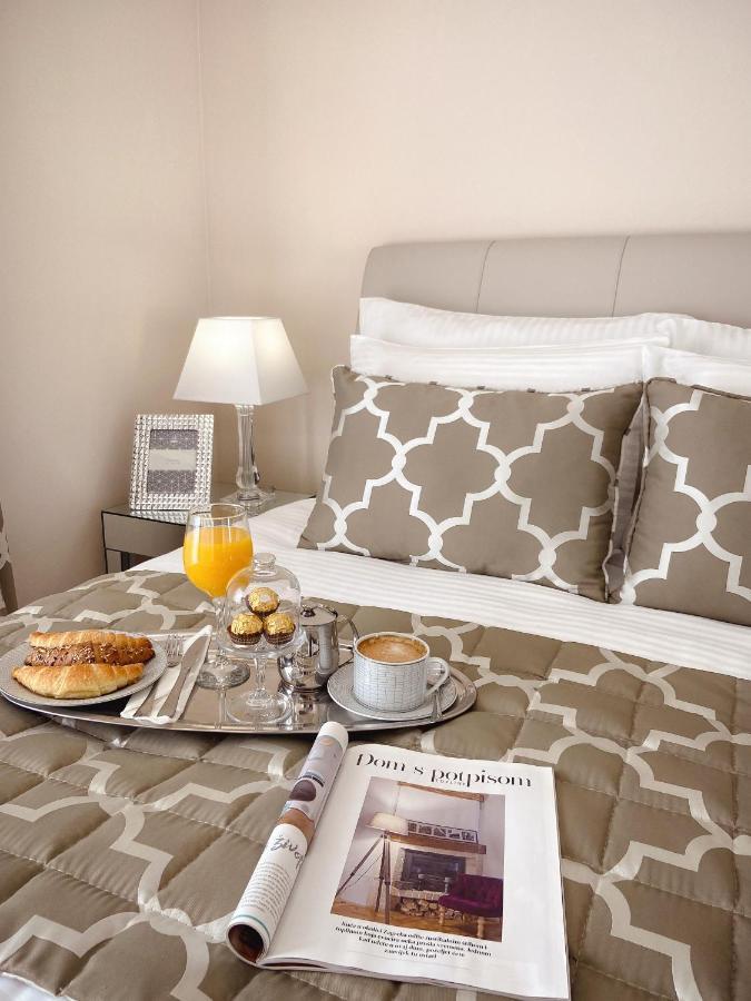 Tiffany Lux Apartment เทรบินเย ภายนอก รูปภาพ