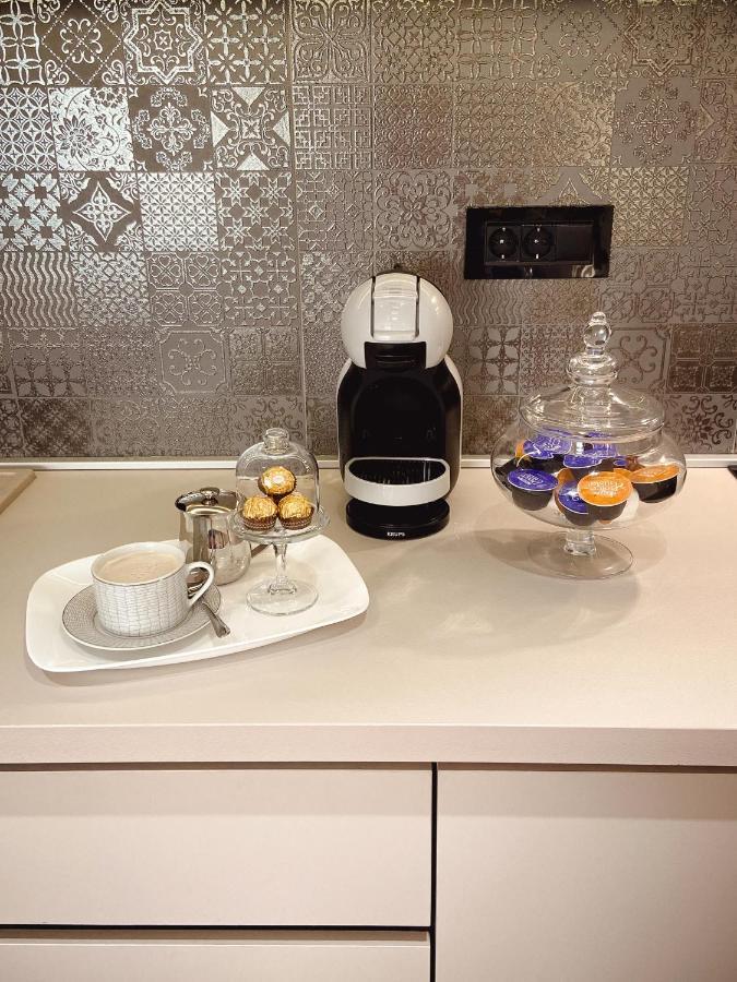 Tiffany Lux Apartment เทรบินเย ภายนอก รูปภาพ